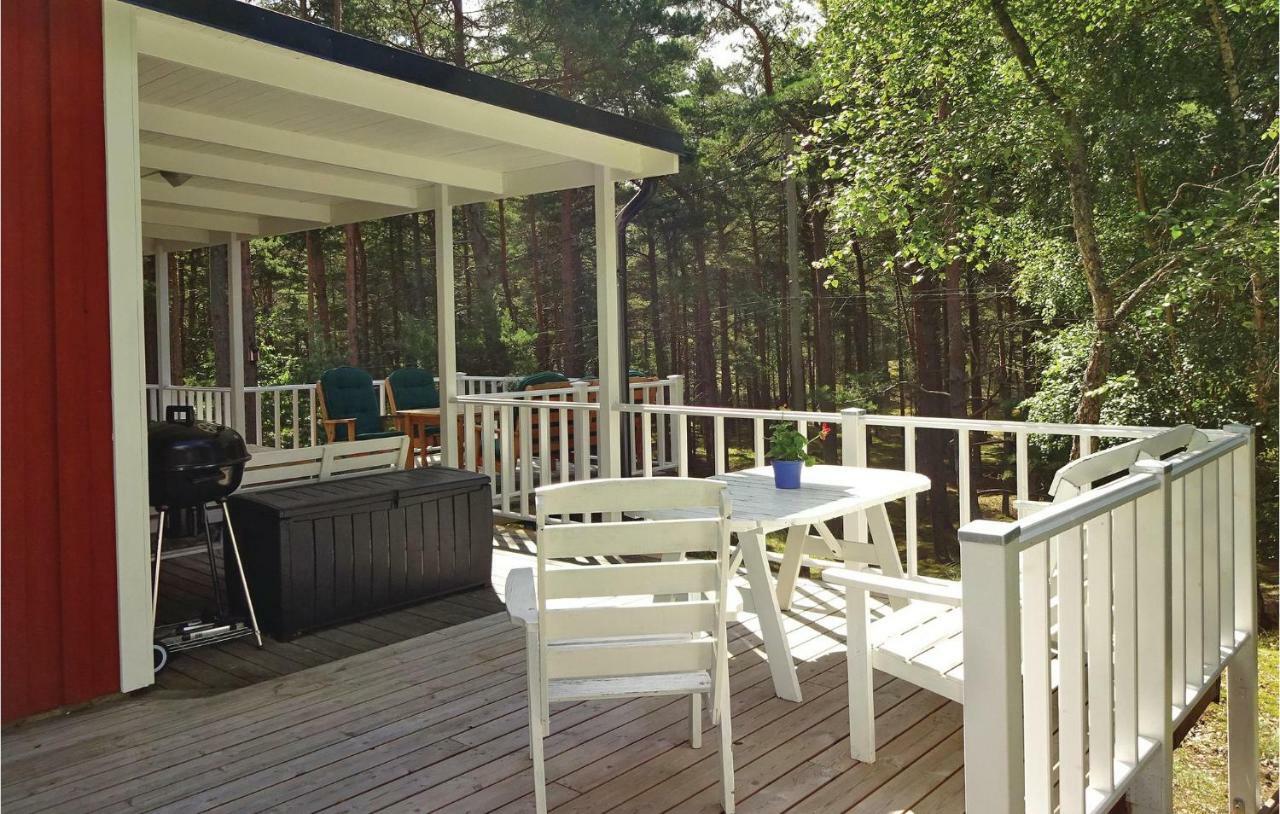 Stunning Home In Yngsjoe With Wifi Екстериор снимка