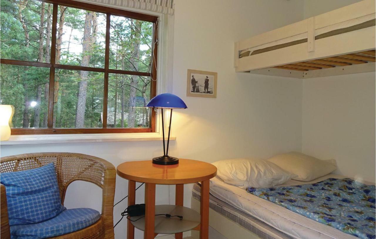 Stunning Home In Yngsjoe With Wifi Екстериор снимка